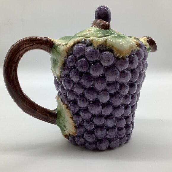 Majolica Vintage Grape Designed Pitcher, Made in Portugal Collectible Serveware - Picture 6 of 12